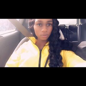 Meet your Posher, Shakia